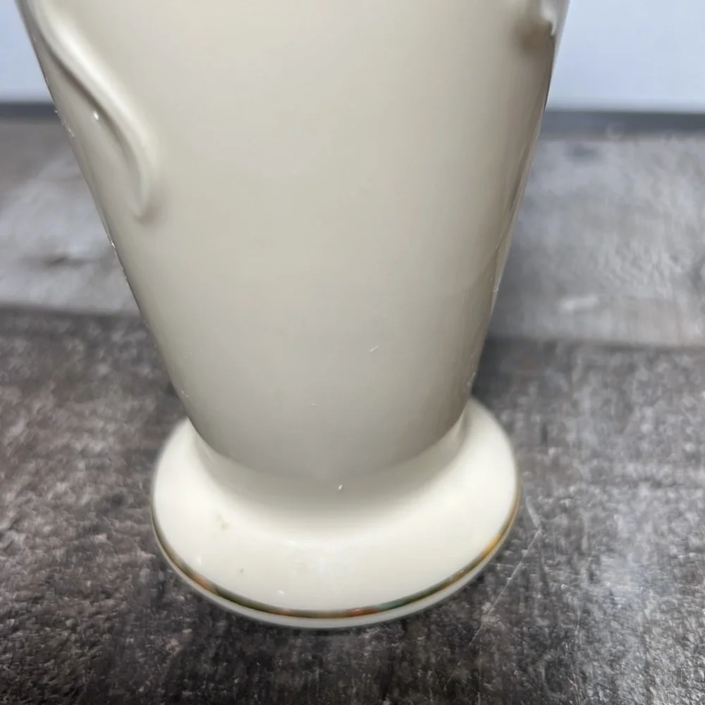 Vintage 80's Porcelain Lenox Vase 24K Trim Hand Crafted in Thailand - Picture 4 of 7